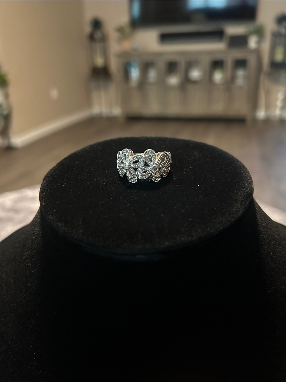 Lia Sophia Silver Floral Filigree Ring with Clear Crystals Sz 8